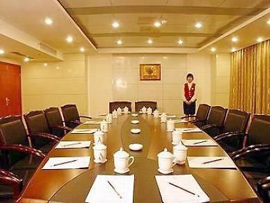 Zhonghe Holiday Hotel Ханджоу Екстериор снимка
